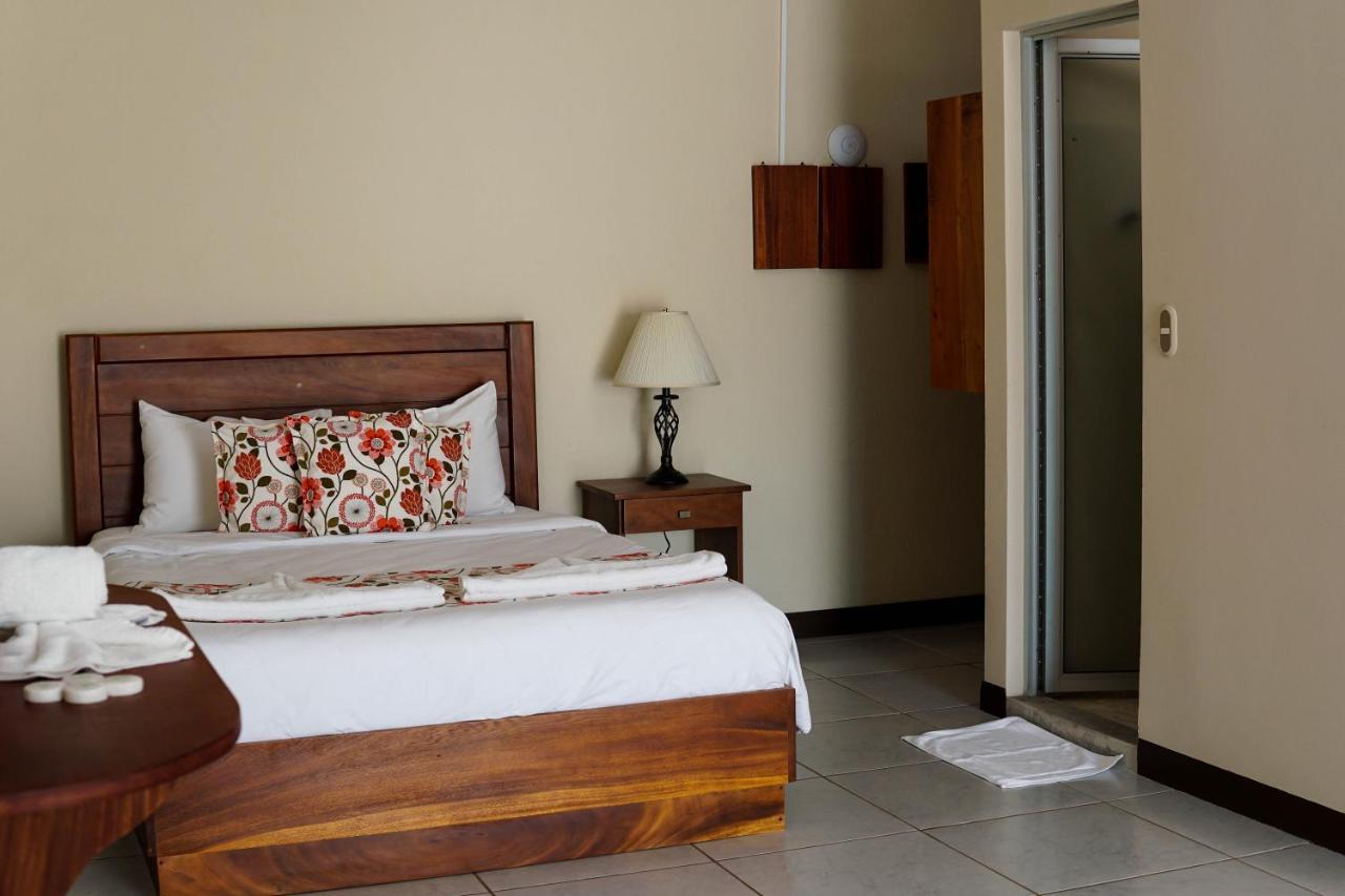 Puerta Del Cielo Quepos Hotel Luaran gambar